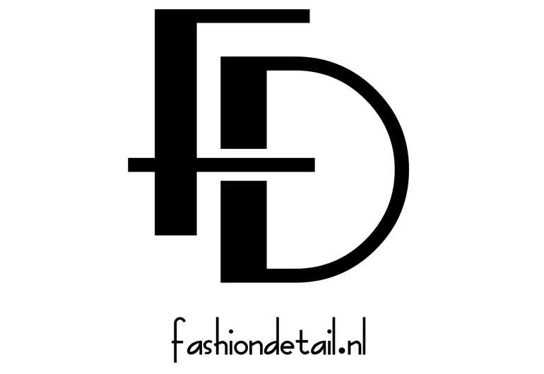 Fashion Detail – Logo
